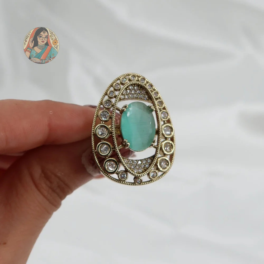 Farzona Ring