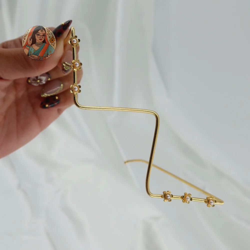Gold Zigzag Floral Facelet