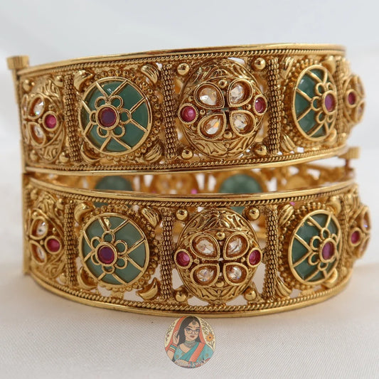 Khushi Gold Heritage Bangle Set