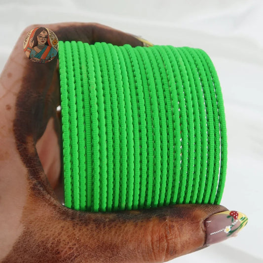 ’Lime Green’ Matte Textured Ridged Bangle Set