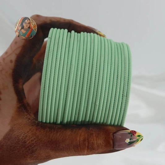 ’Mint’ Plain Matte Bangle Set