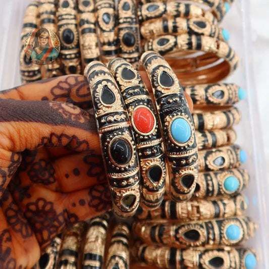 Rani Kada - Enamel Bangle (Black & Gold)