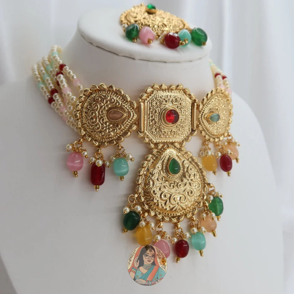 Sana Necklace Set