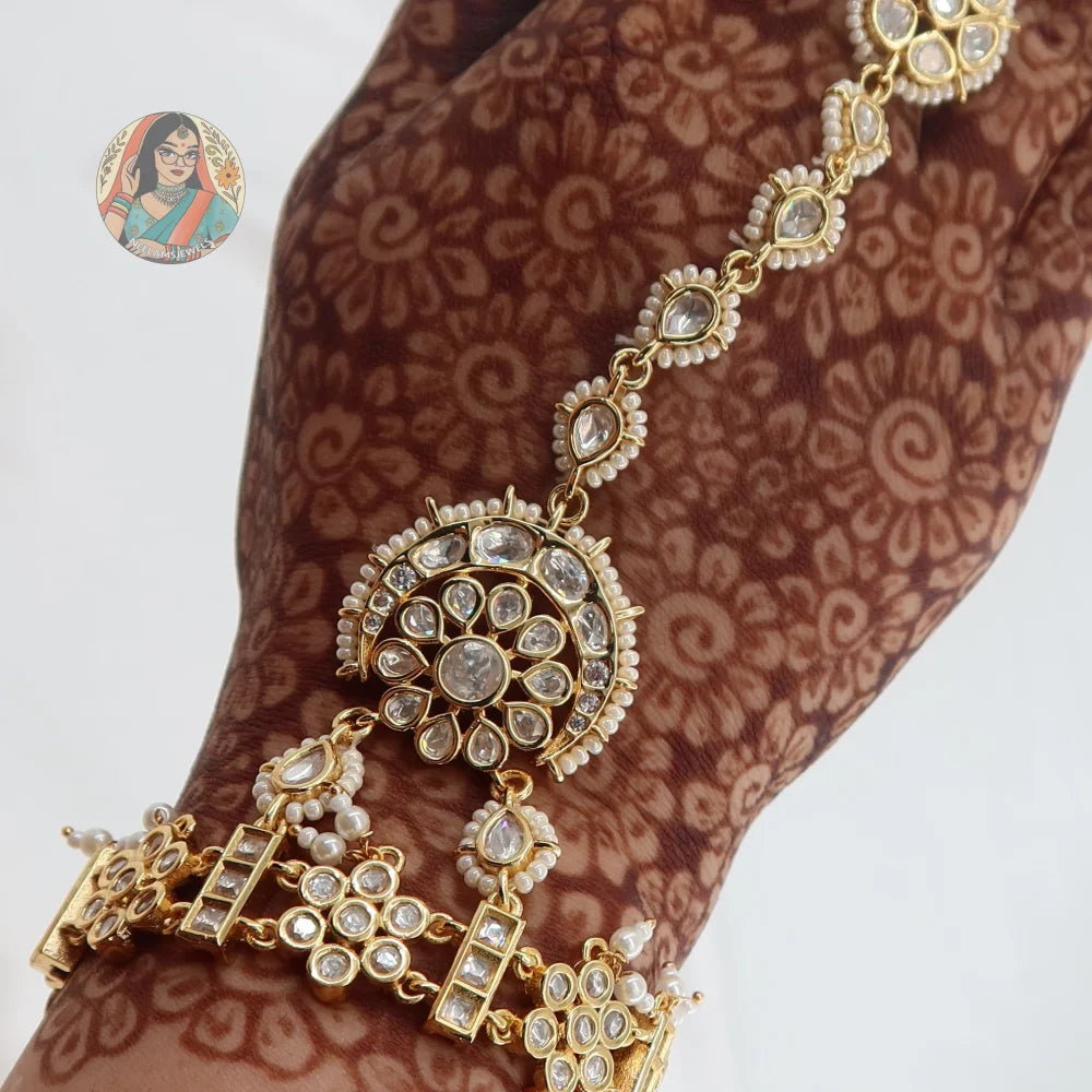 Aafreen AD Gold Haathphool