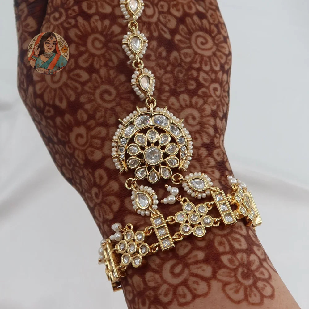Aafreen AD Gold Haathphool