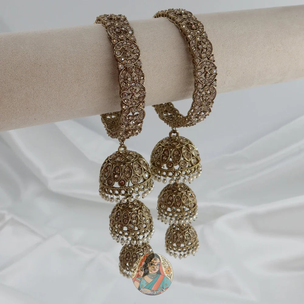 Aarvi Jhumka Bangle