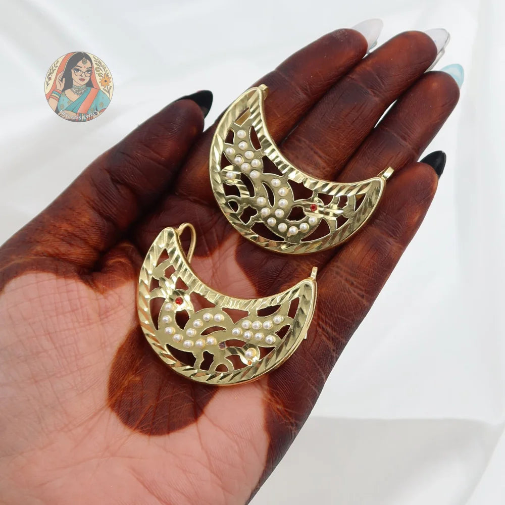 Aastha - Panjabi Gold Hair Pins