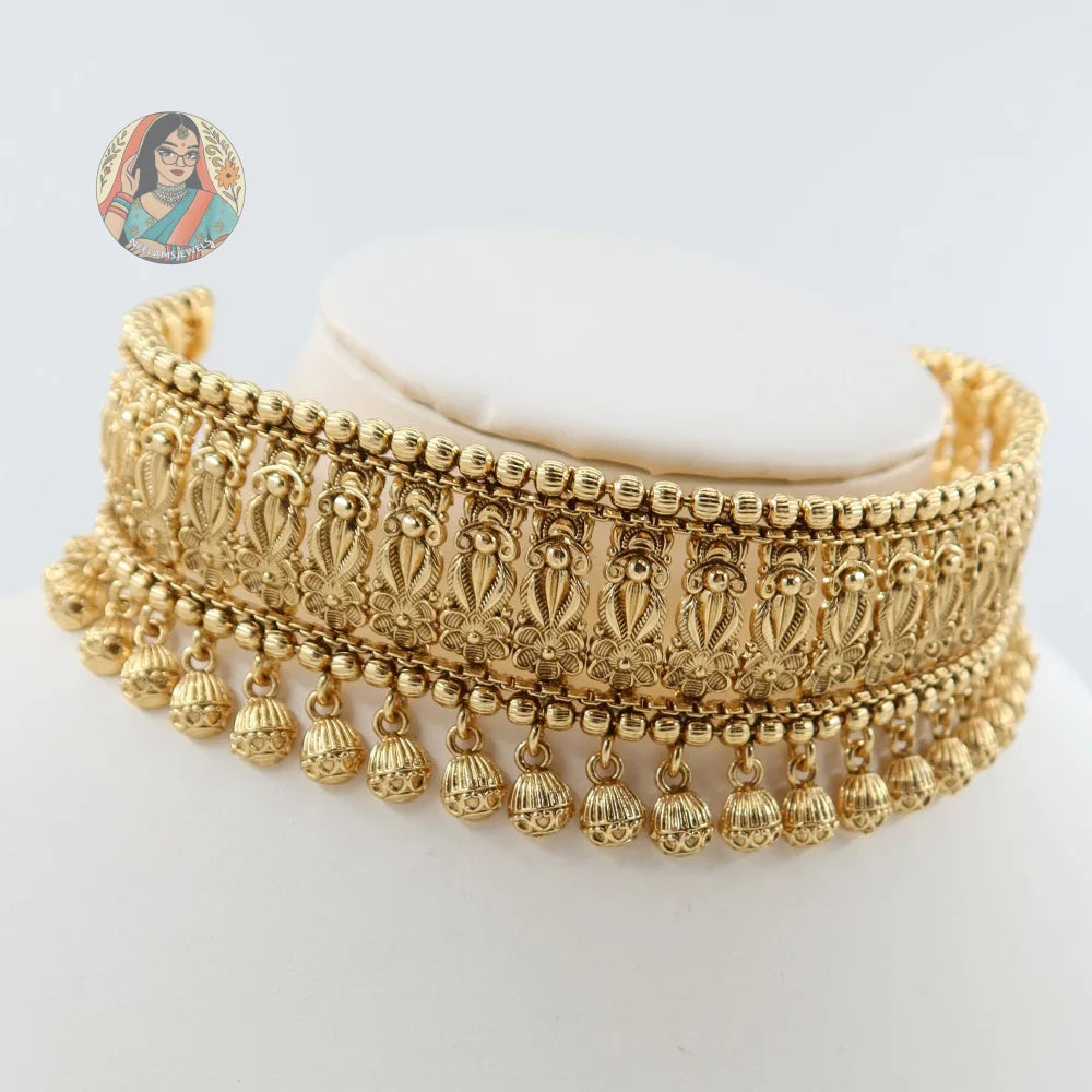 Adeela Gold Choker Necklace Set