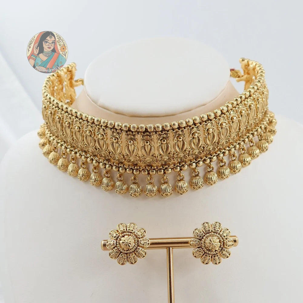 Adeela Gold Choker Necklace Set - A