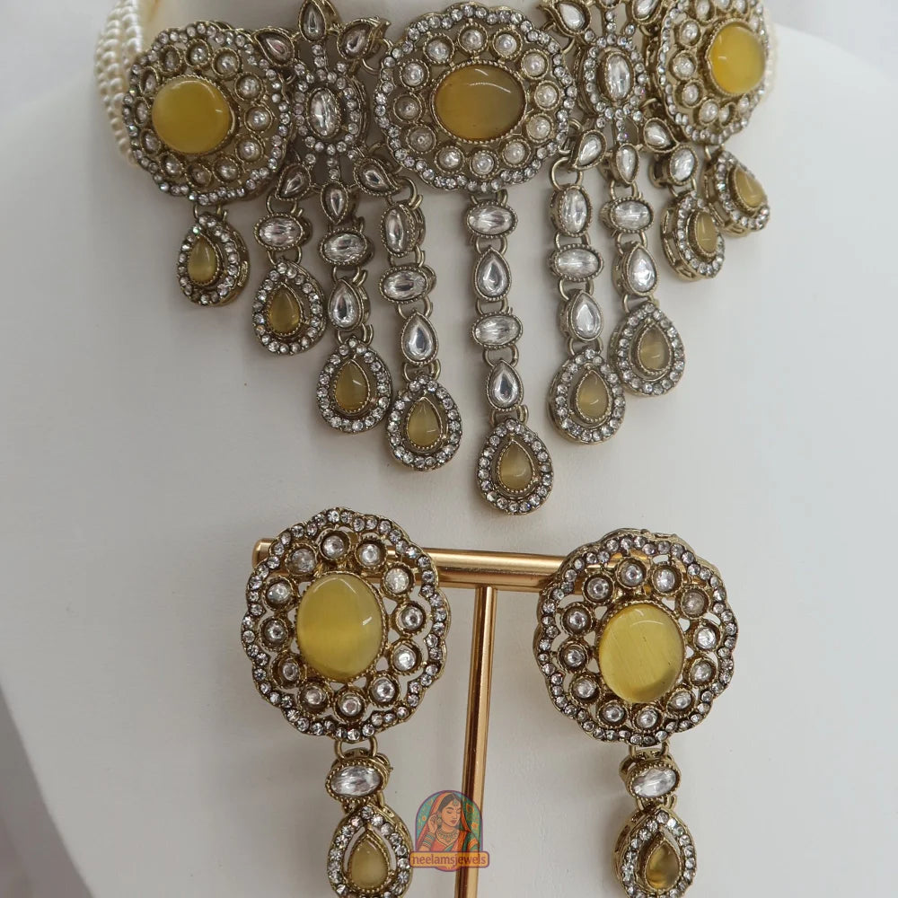Aima Necklace Set (Yellow)