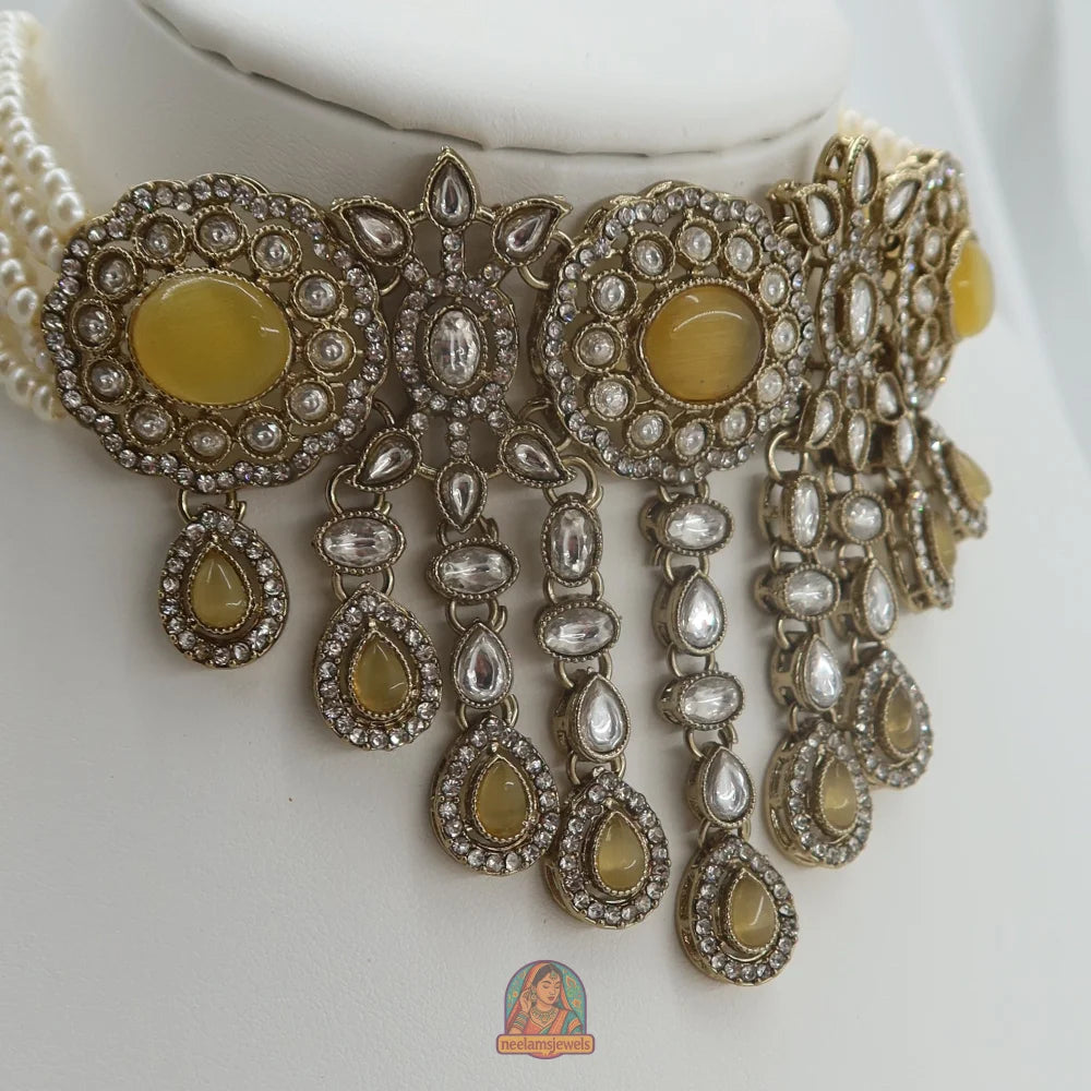 Aima Necklace Set (Yellow)