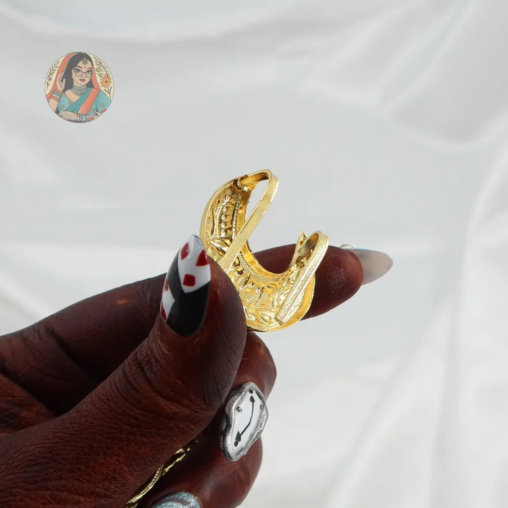 Aishpreet - Panjabi Gold Hair Pins