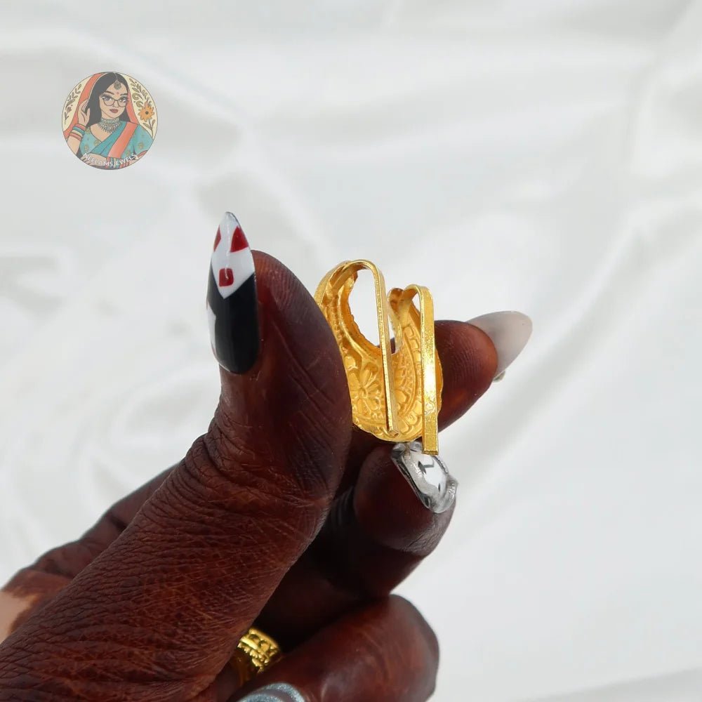 Amisha - Panjabi Gold Hair Pins