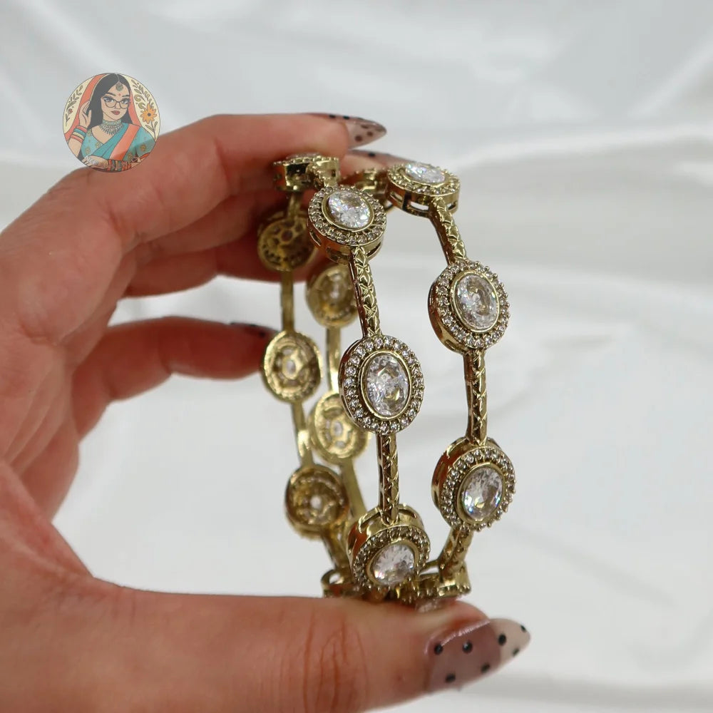 Asmaan Dual-Tone Accent Bangles