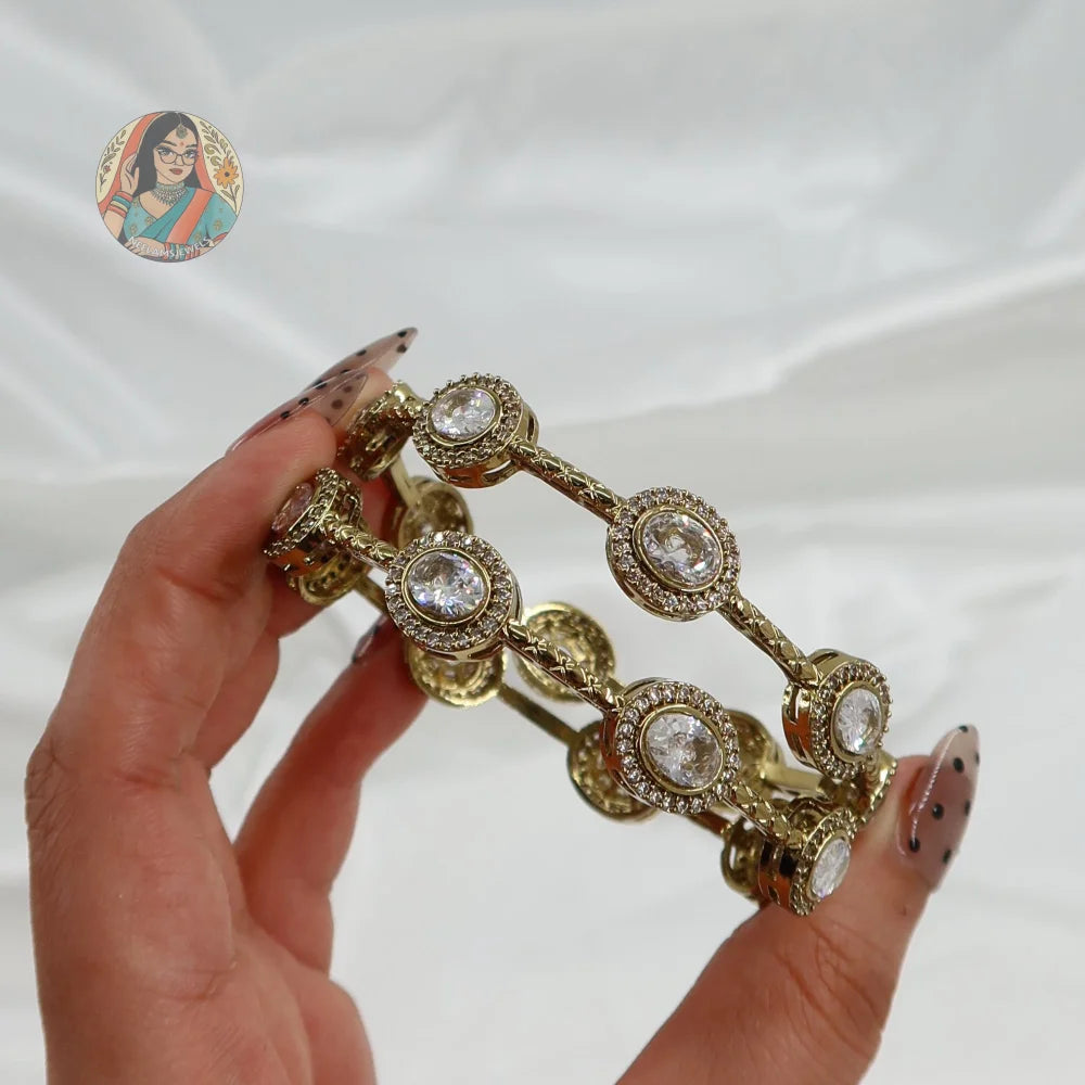Asmaan Dual-Tone Accent Bangles