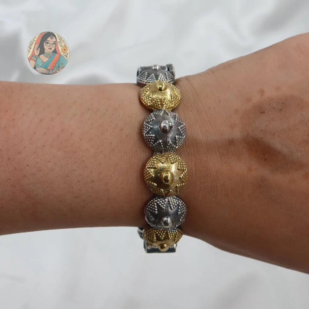 Avani Oxidized Dual-Tone Bangle