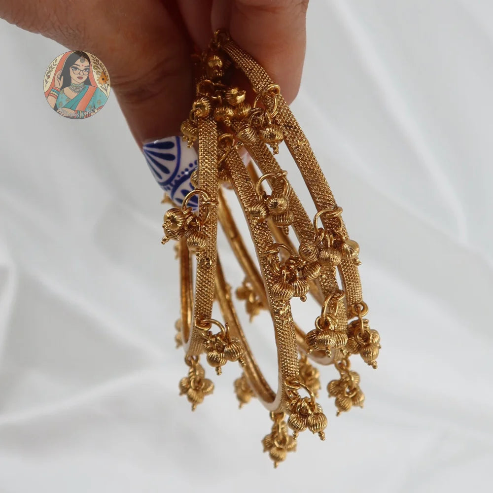 Avni Ghungroo Bangles (4)