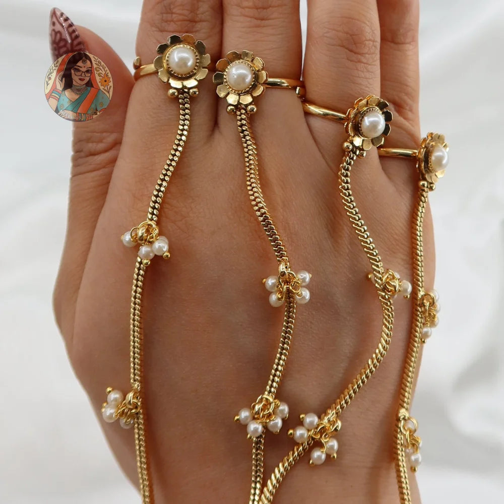 Avni Gold Pearl Hathphool