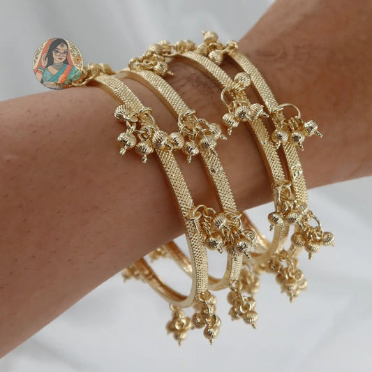 Avni Golden Ghungroo Bangles (4)