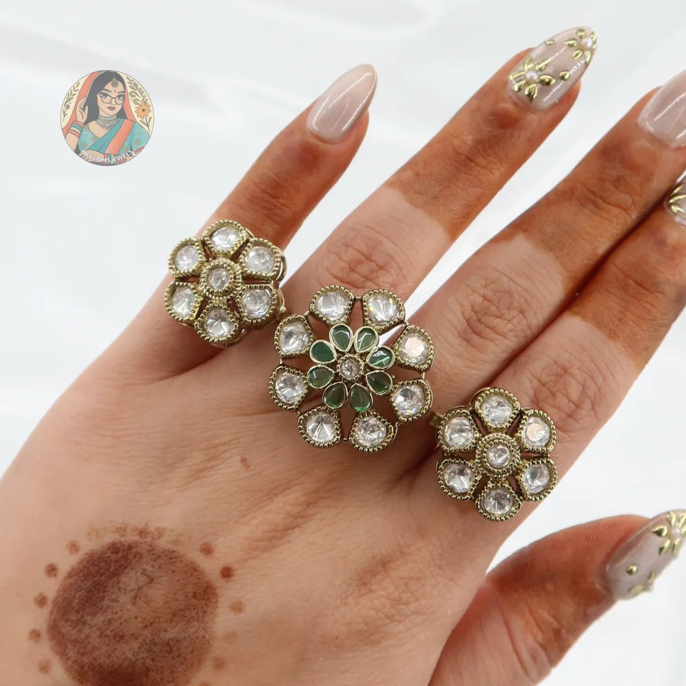 Aza Ring - Green