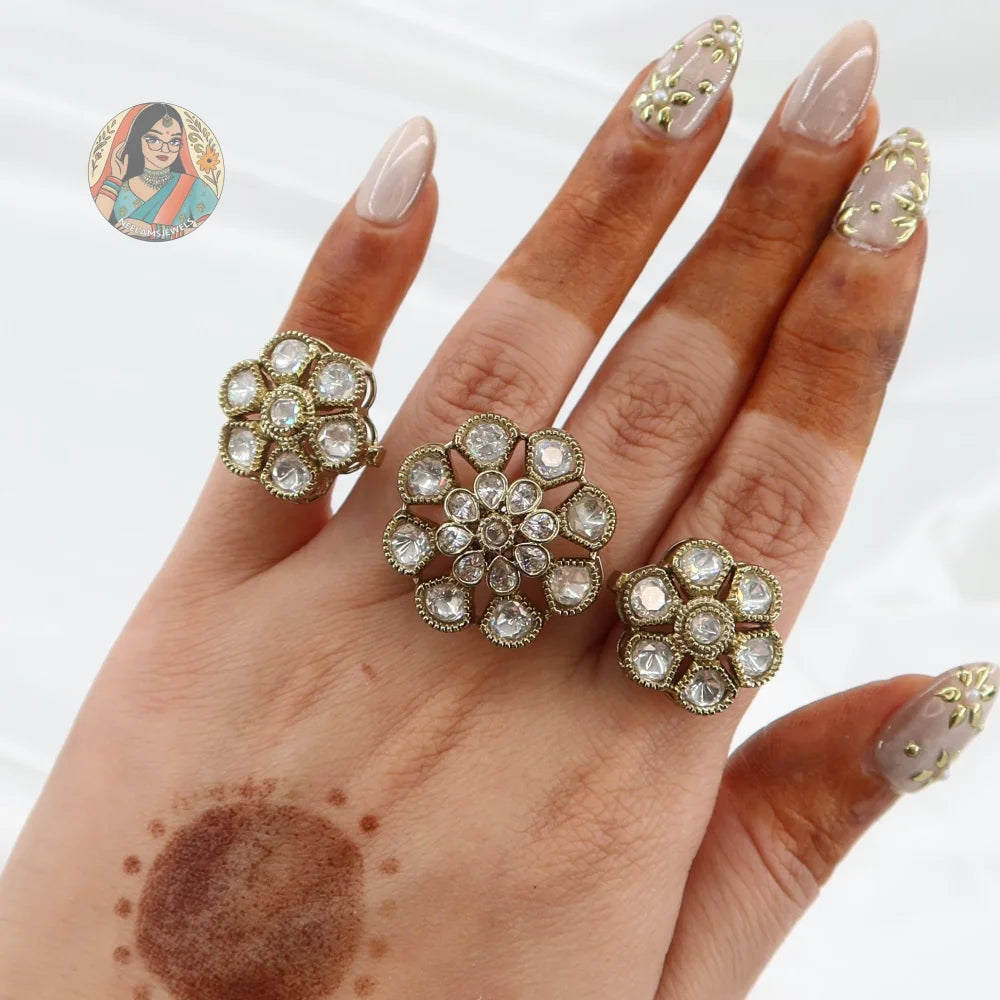 Aza Ring - White