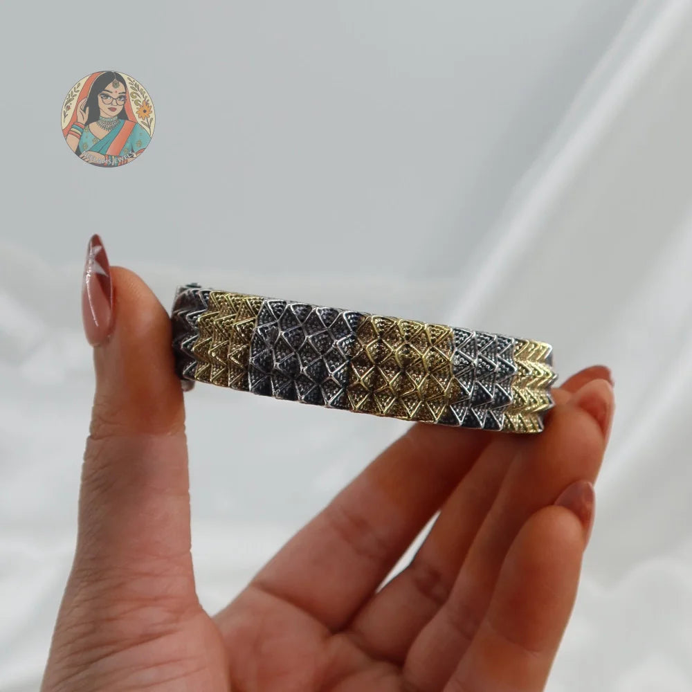 Bhakti Oxidized Dual-Tone Bangle