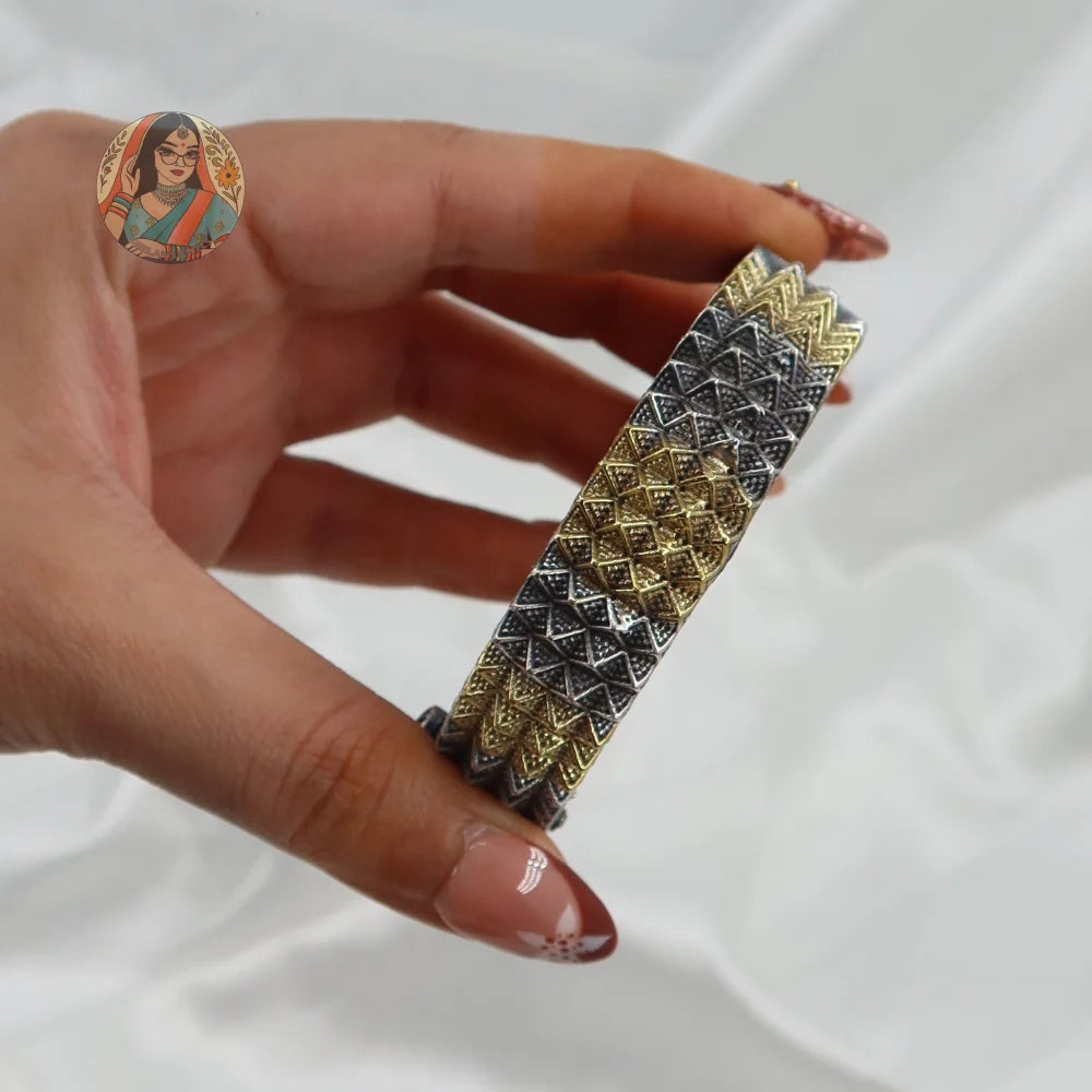 Bhakti Oxidized Dual-Tone Bangle