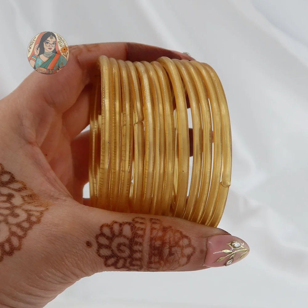 ’Champagne Gold’ Rang Pakka Glass Bangle Set