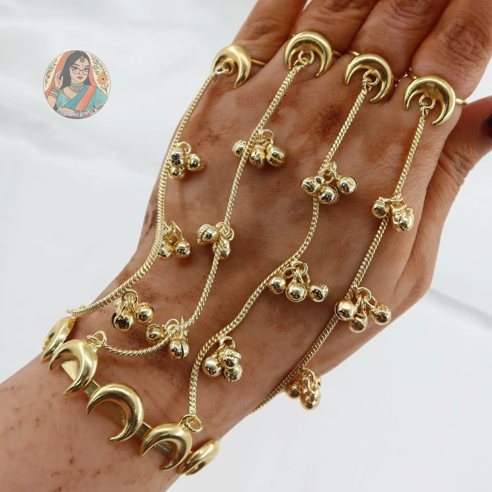 Chand Ghungroo Four Chain Haathphool