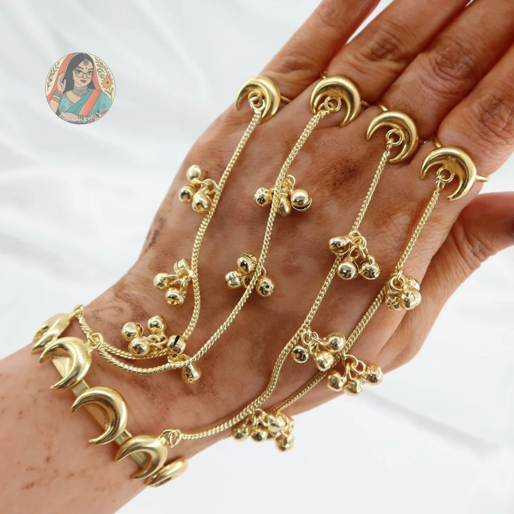 Chand Ghungroo Four Chain Haathphool