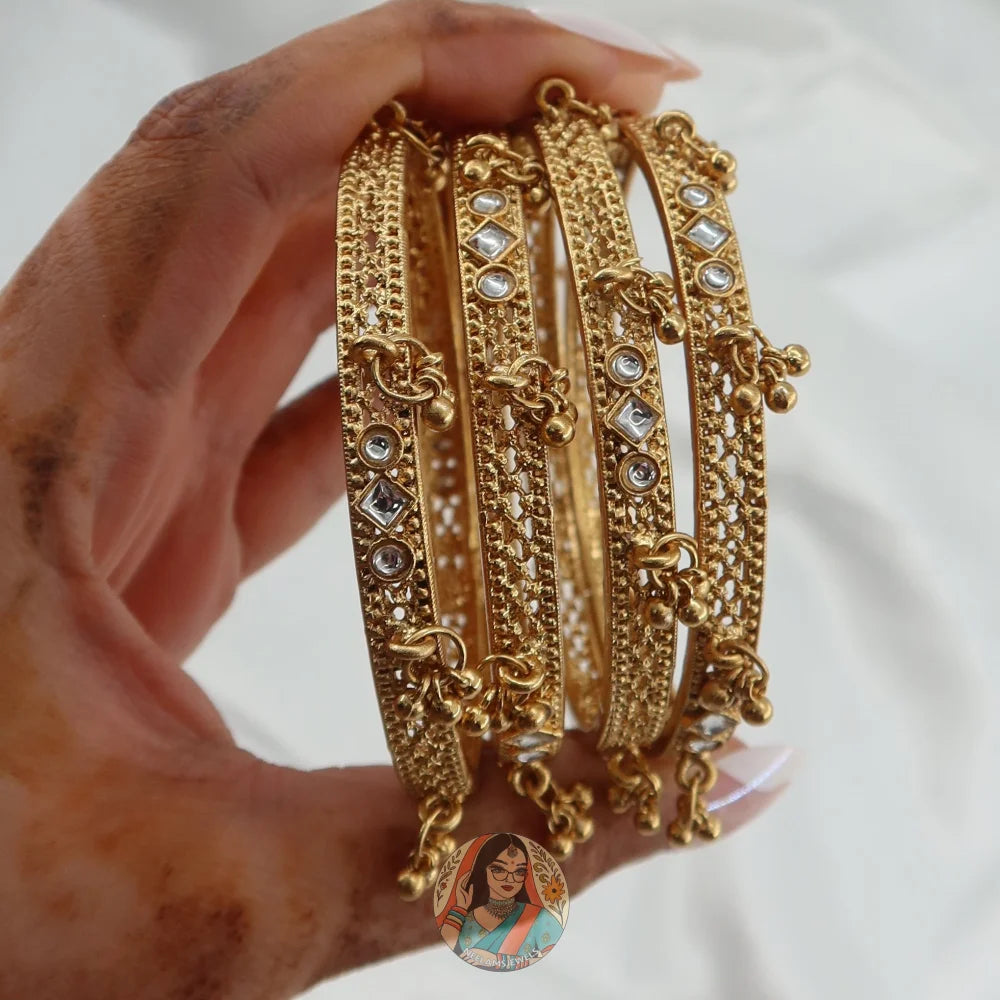 Chand Ghungroo Mini Bangle Set