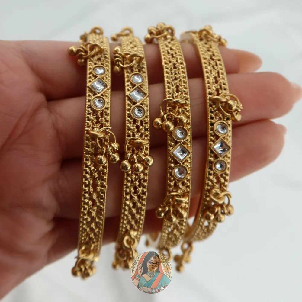 Chand Ghungroo Mini Bangle Set