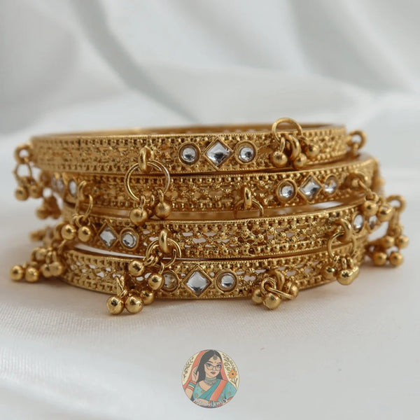 Chand Ghungroo Mini Bangle Set