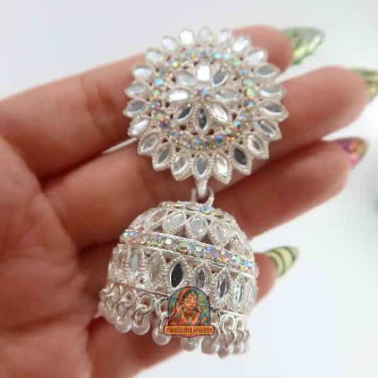 Chand Jhumka