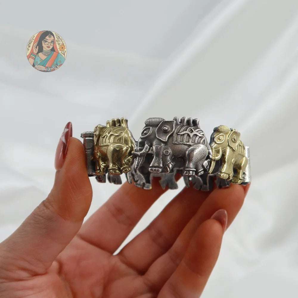 Chandni Oxidized Dual-Tone Bangle