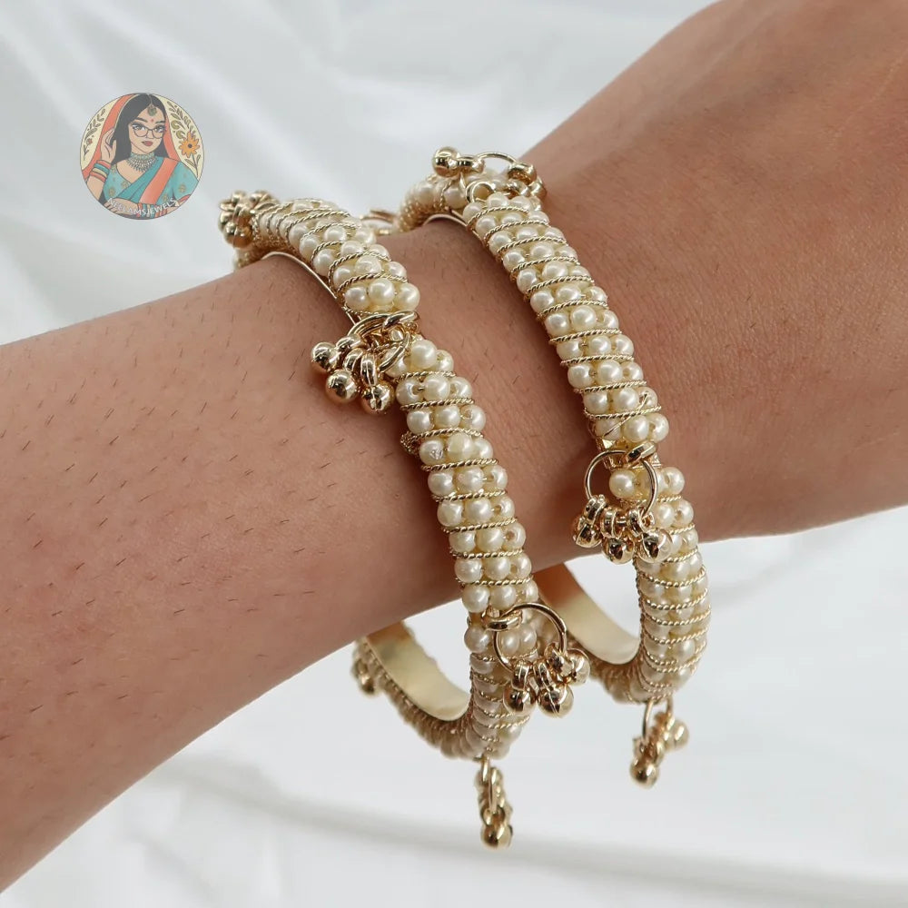 Chunky Pearl Ghungroo Bangles (2)