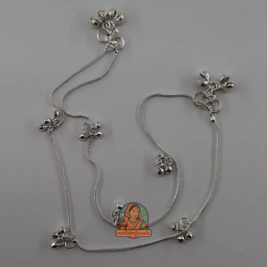 Dancing Silver Charm Anklet
