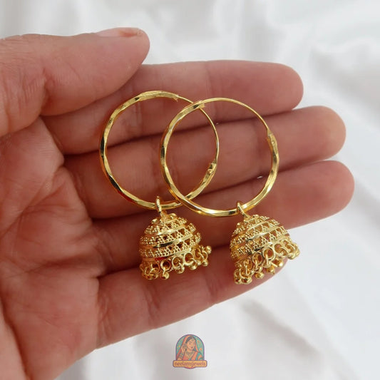 Dhaarna Jhumka Bali