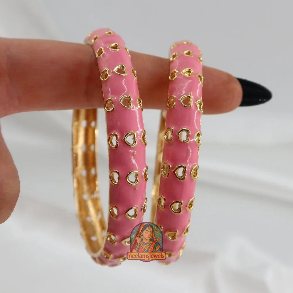 Dil Se - Cutout Enamel Bracelet Pink / 2.4