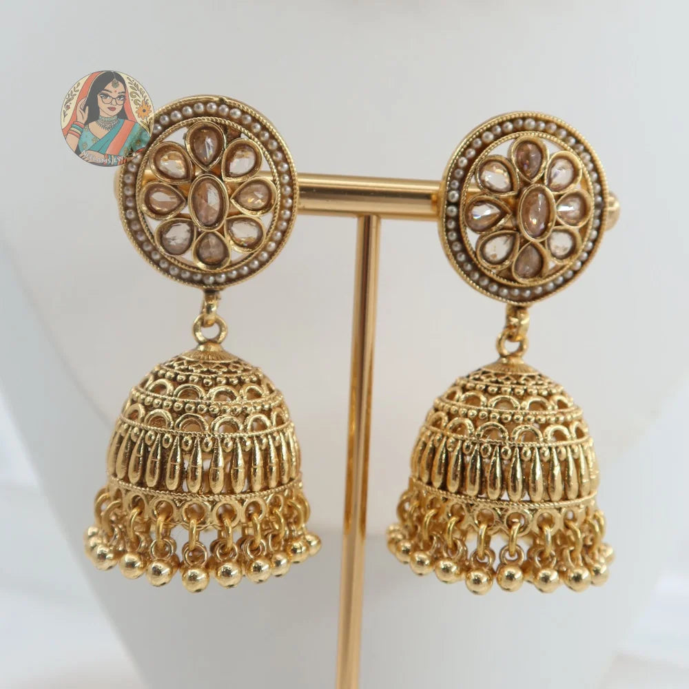 Eknoor Gold Necklace Set