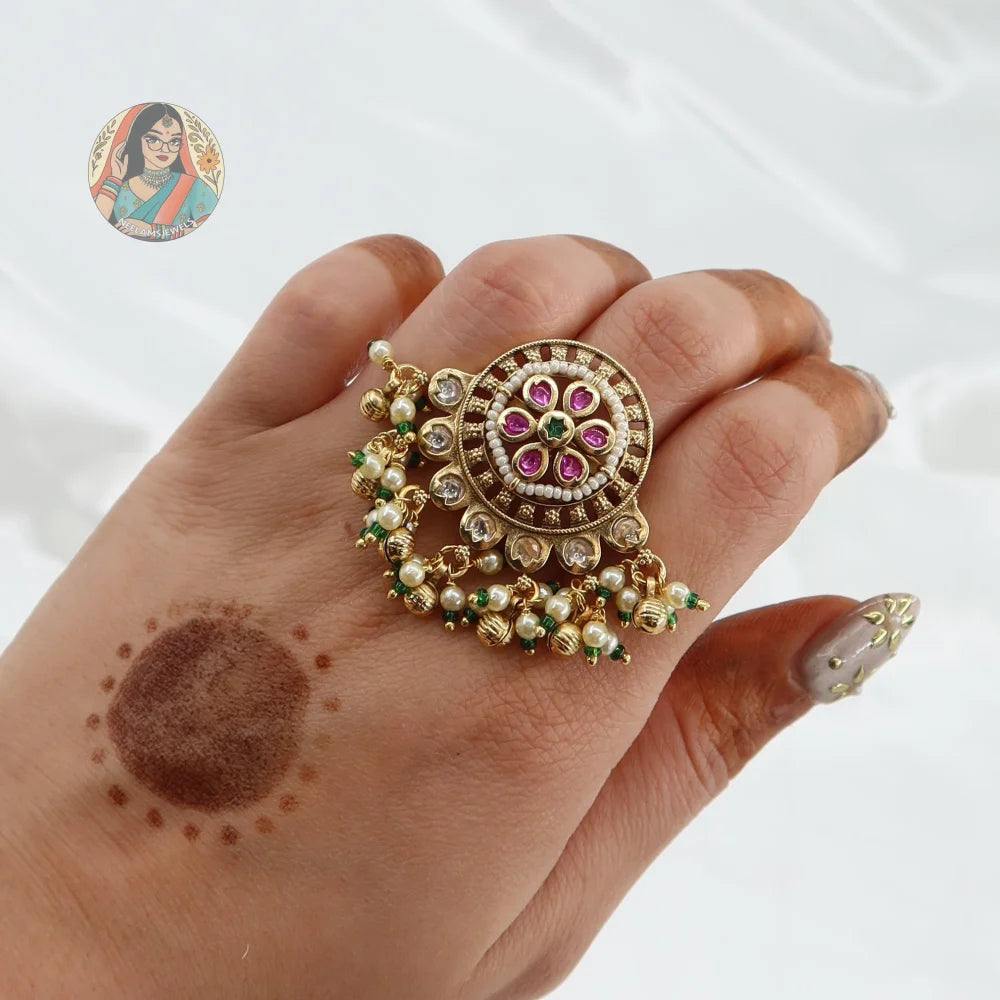 Faiza Ring