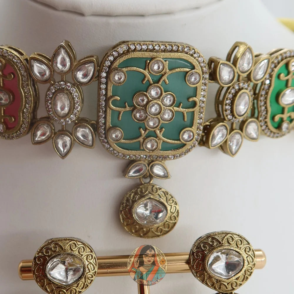 Fariaana Choker Necklace Set (Multi)
