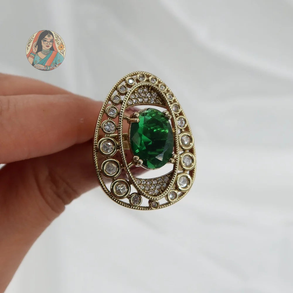 Farzona Ring