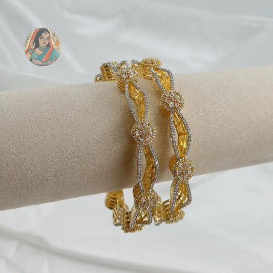 Fatima Accent Bangles (Golden)