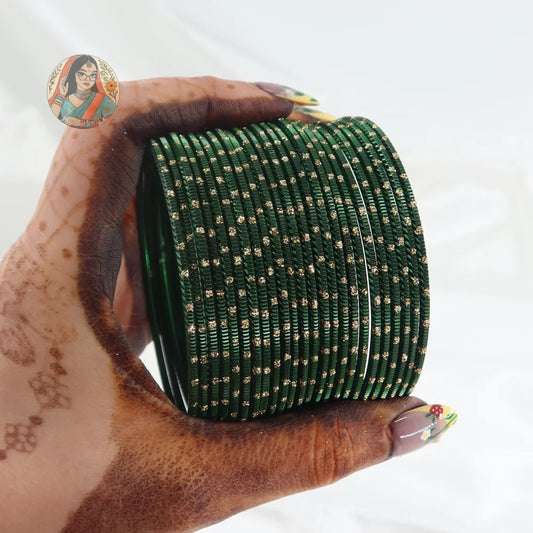 ’Forest Green’ Shiny Gold Dotted Bangle Set