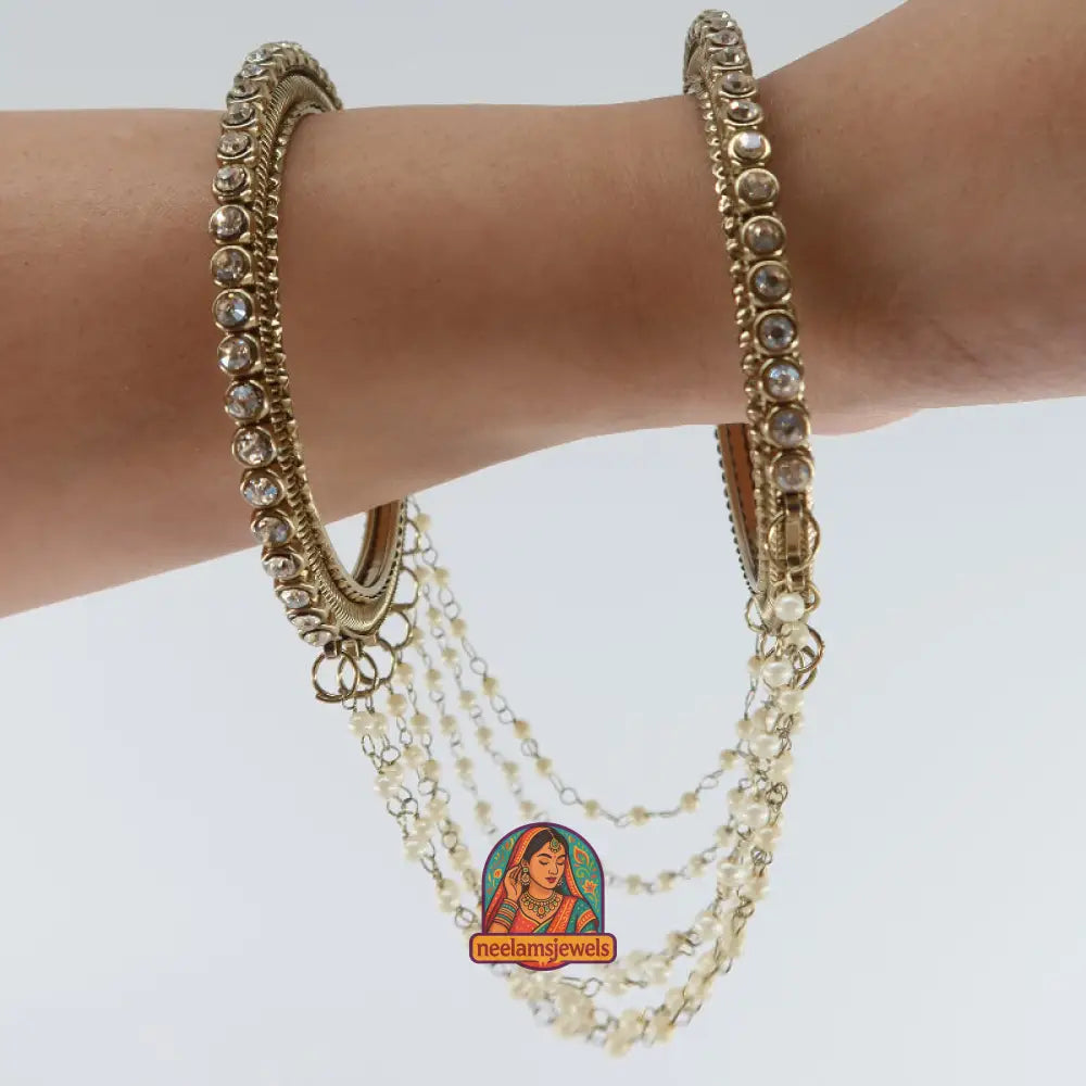 Gold Connected Pearl