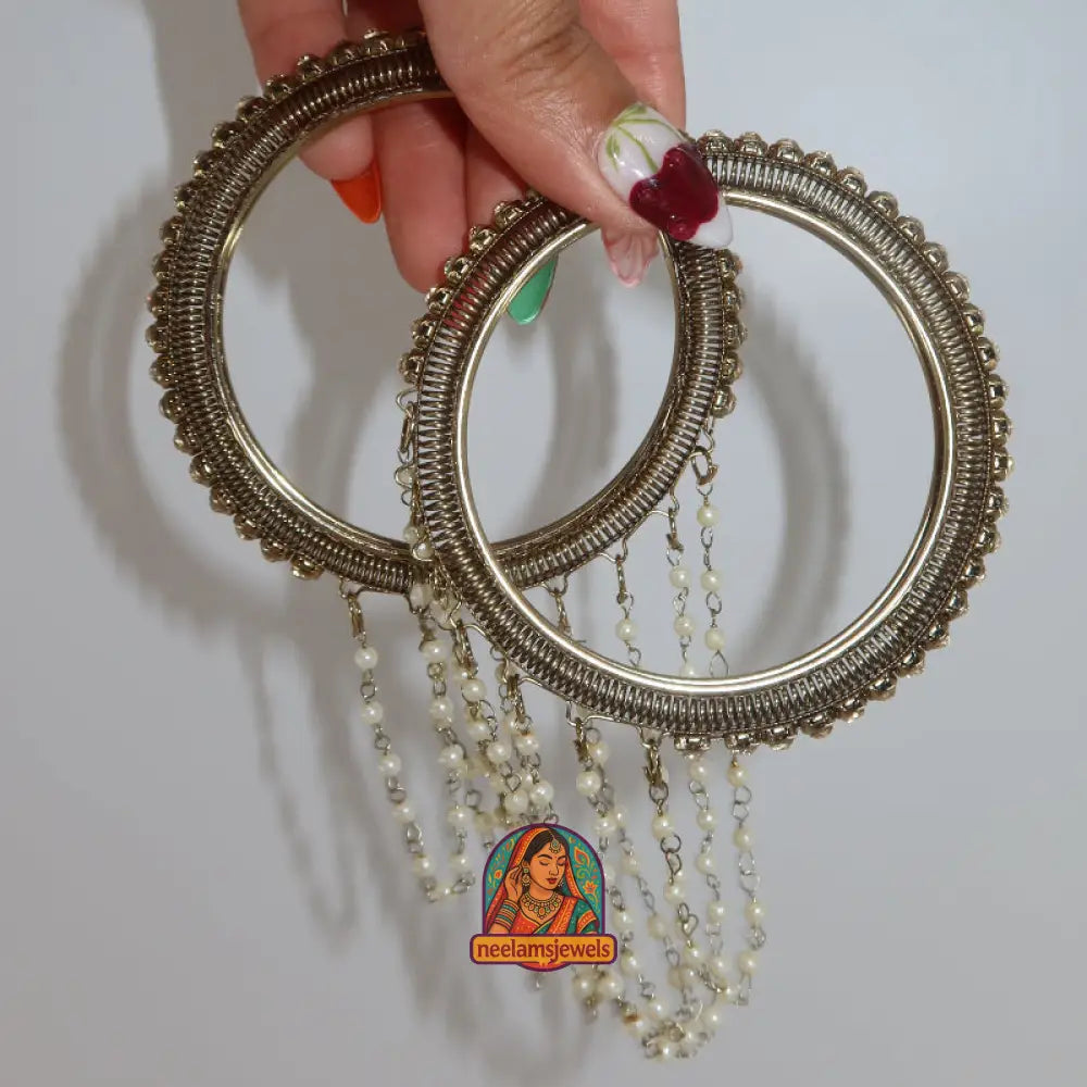 Gold Connected Pearl