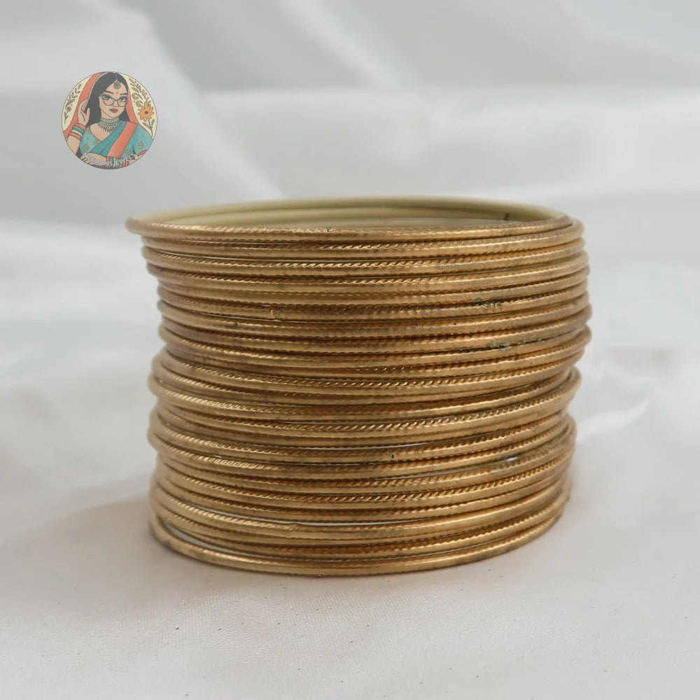 ’Golden’ Plain Matte Bangle Set