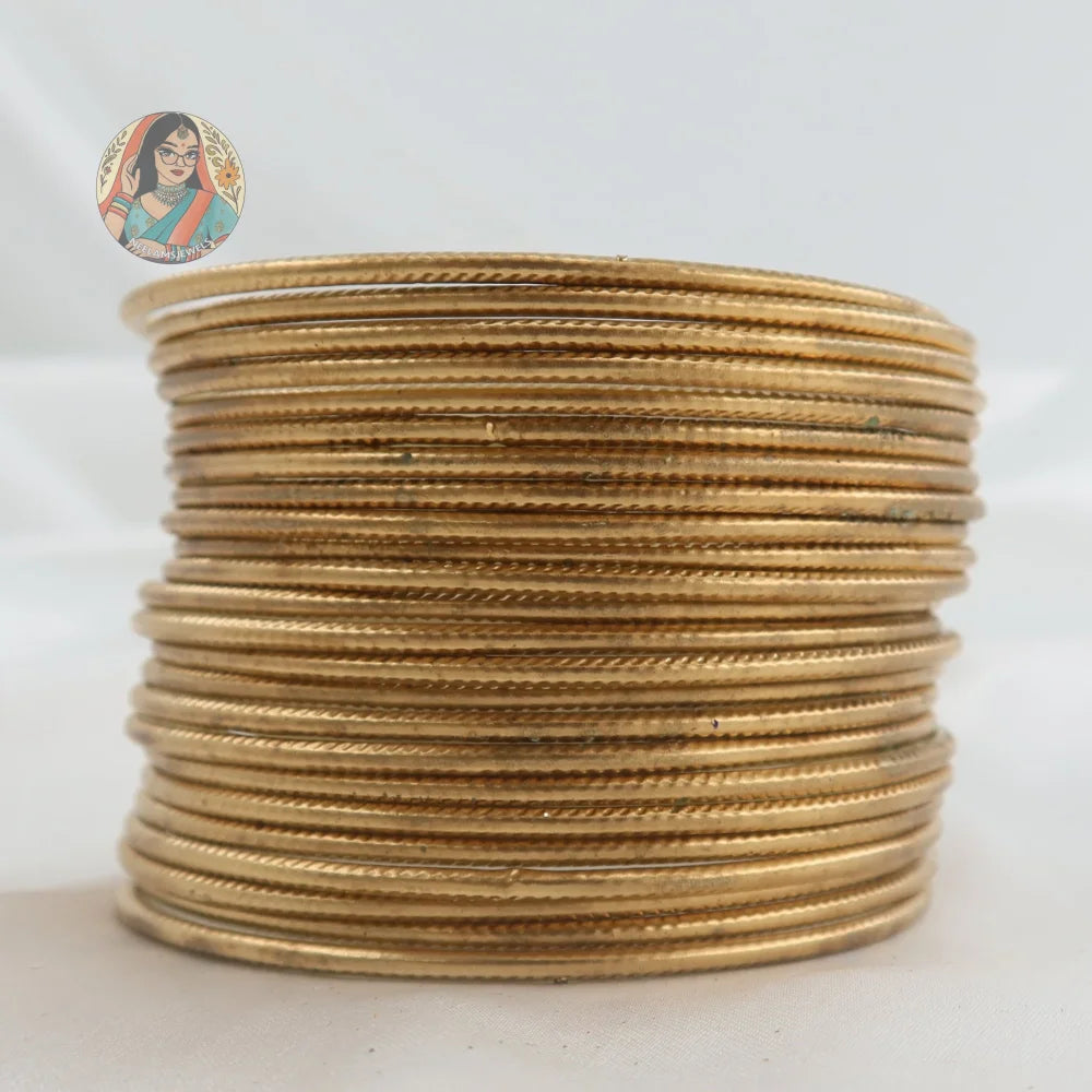 ’Golden’ Plain Matte Bangle Set