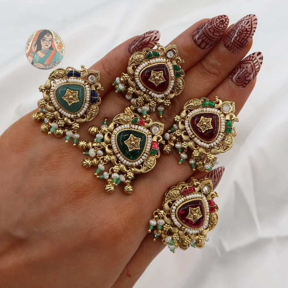 Gulab Gold Ring